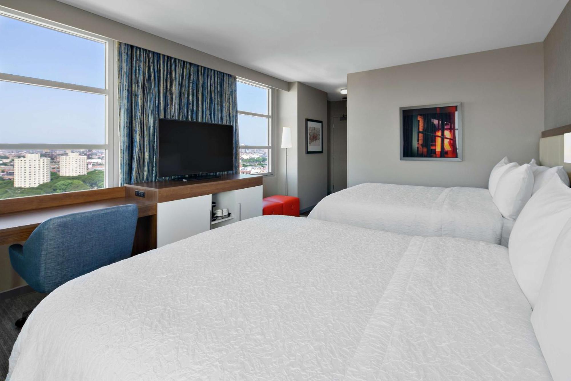Hampton Inn Chicago Mccormick Place Екстериор снимка