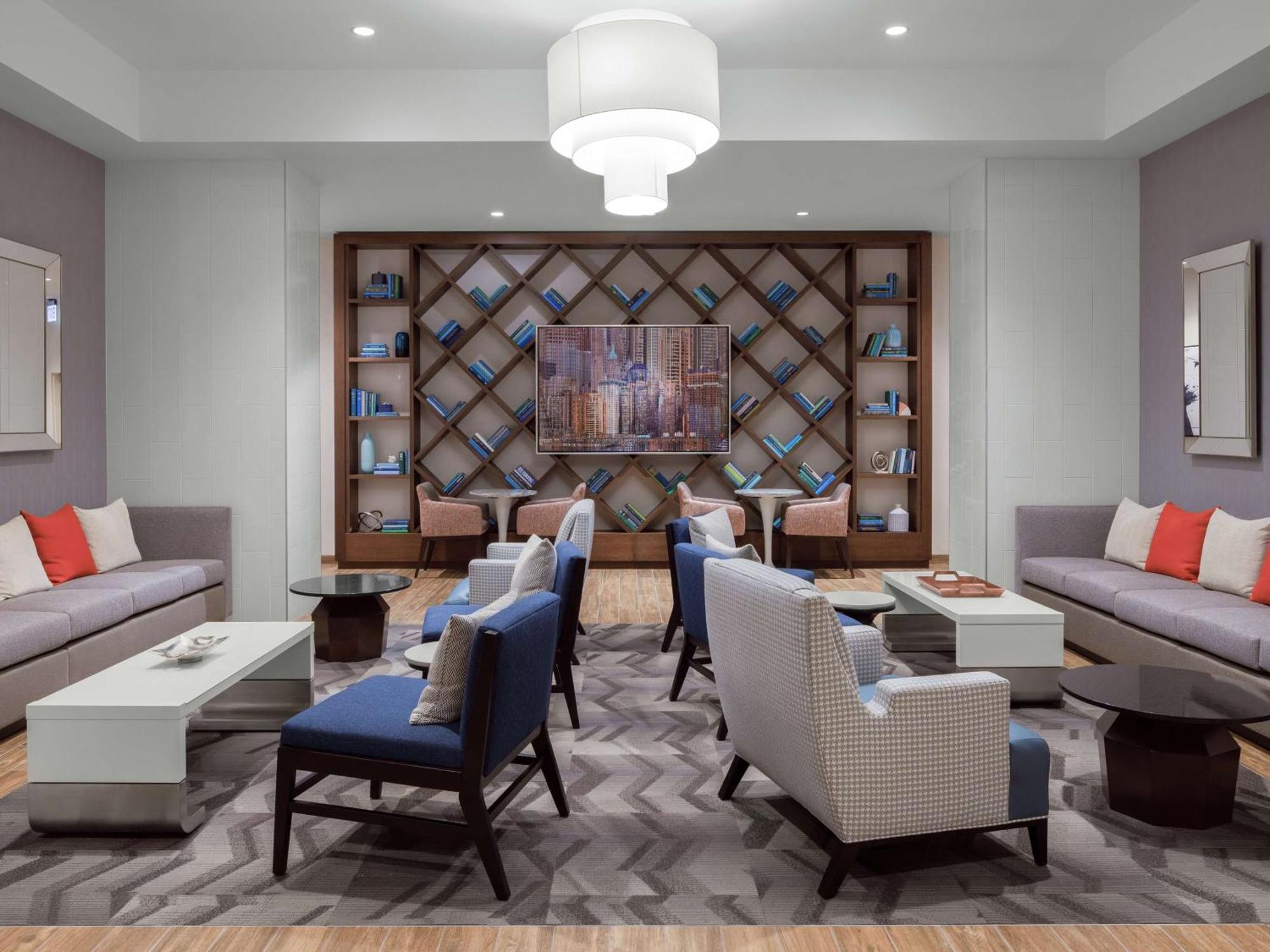 Hampton Inn Chicago Mccormick Place Екстериор снимка
